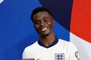 斩获进球!萨卡当选对阵塞尔维亚一役英格兰队内最佳球员